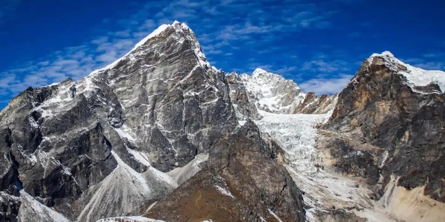 Feel the Thrill of the Himalayas